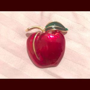 Bright apple Pin vintage